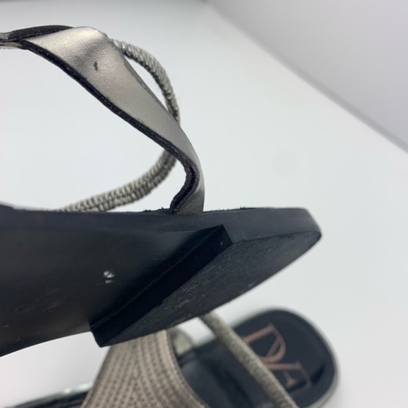 Diane Von Furstenberg womens Karta pewter sandal 7 - Picture 7 of 8
